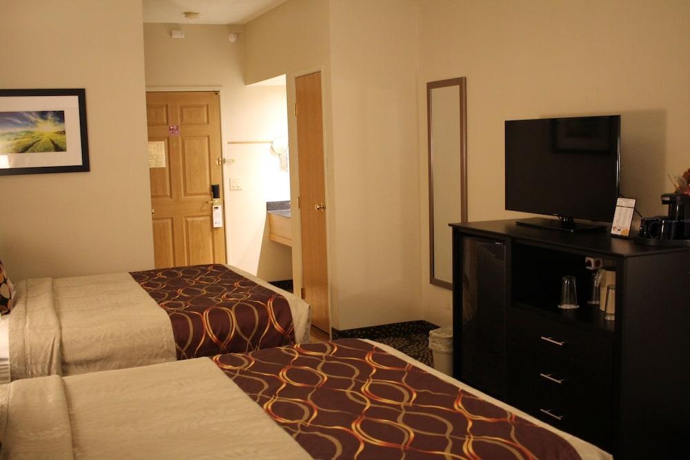 Clive Best Western Plus Des Moines West Inn & Suites מראה חיצוני תמונה