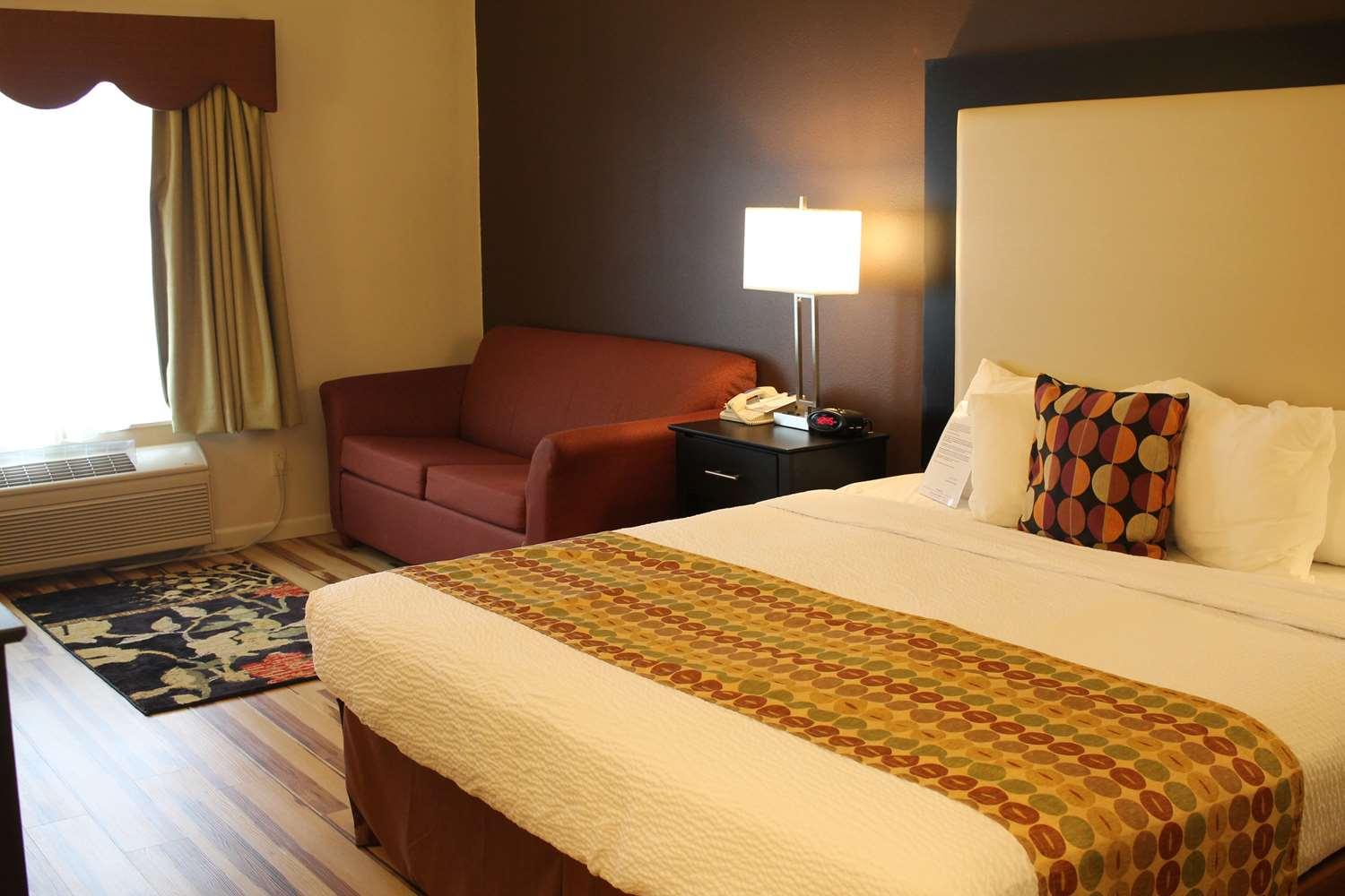 Clive Best Western Plus Des Moines West Inn & Suites מראה חיצוני תמונה