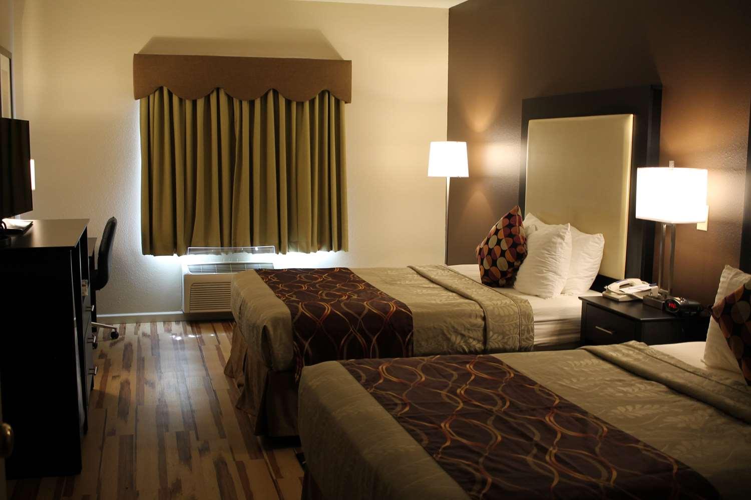 Clive Best Western Plus Des Moines West Inn & Suites מראה חיצוני תמונה