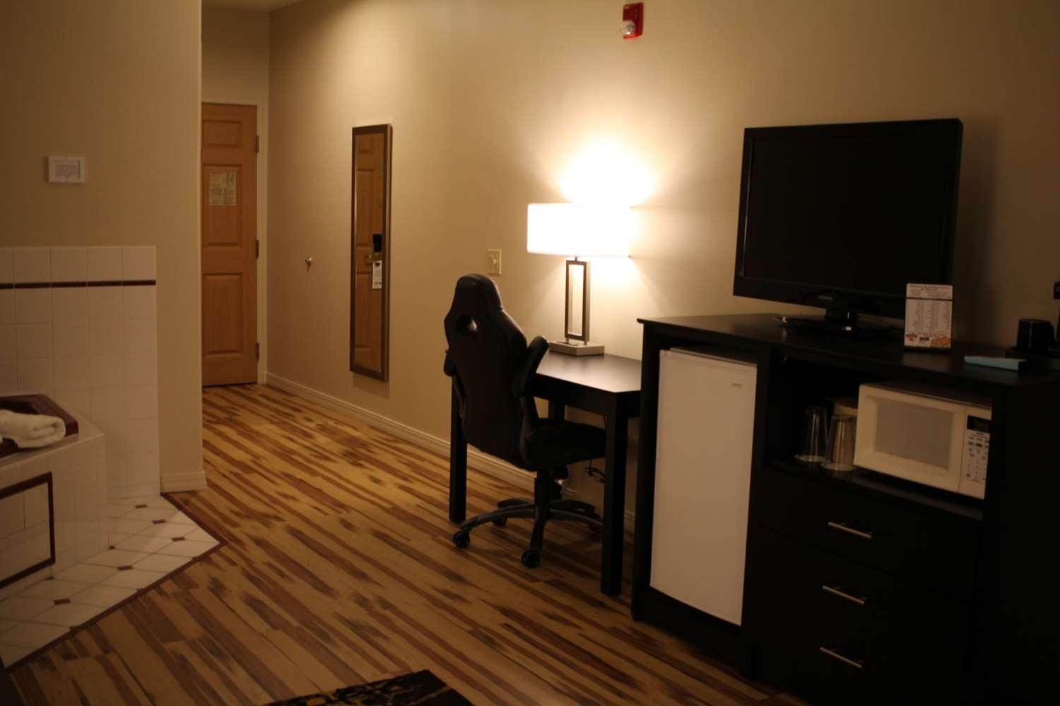 Clive Best Western Plus Des Moines West Inn & Suites מראה חיצוני תמונה