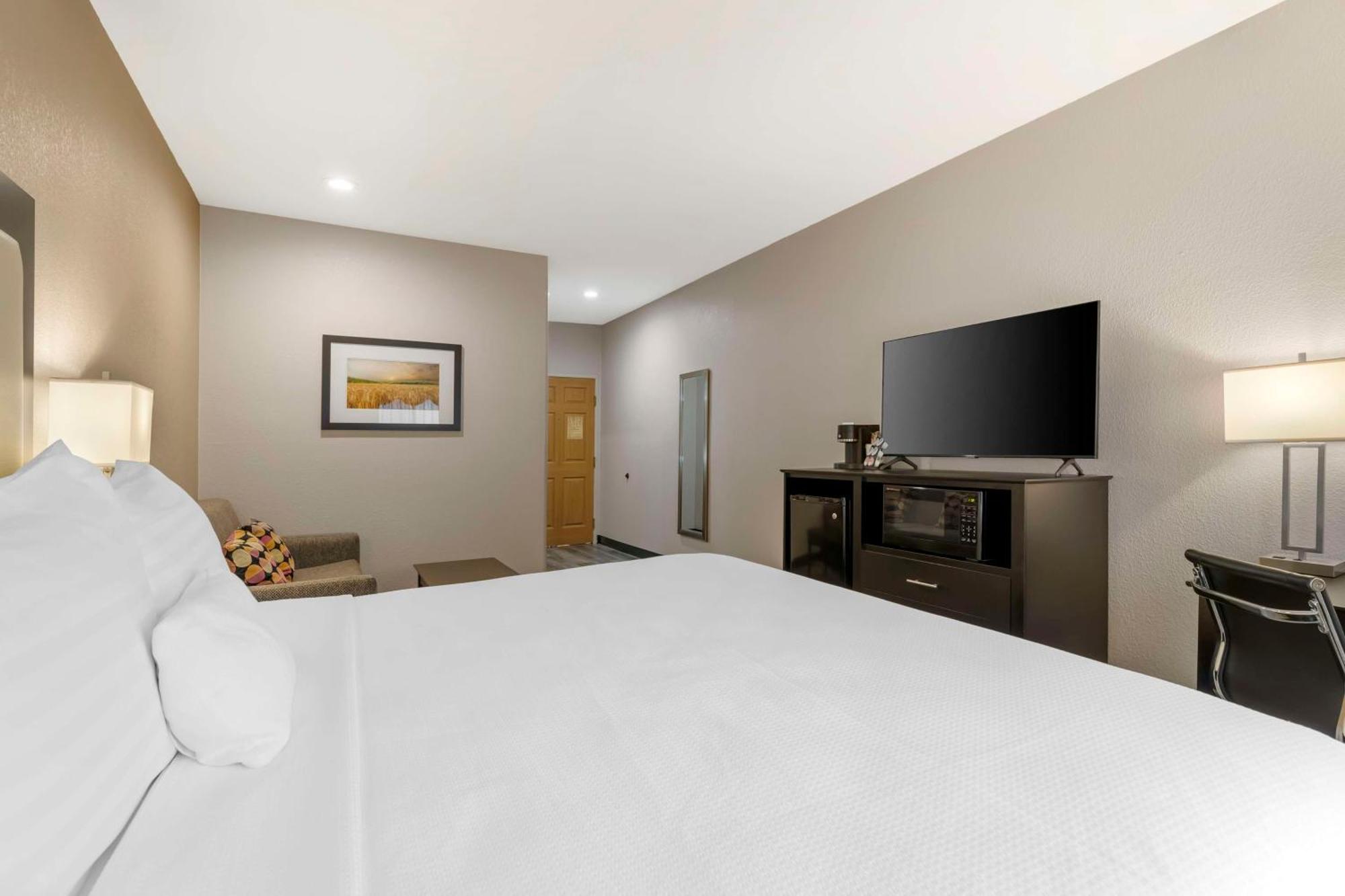 Clive Best Western Plus Des Moines West Inn & Suites מראה חיצוני תמונה