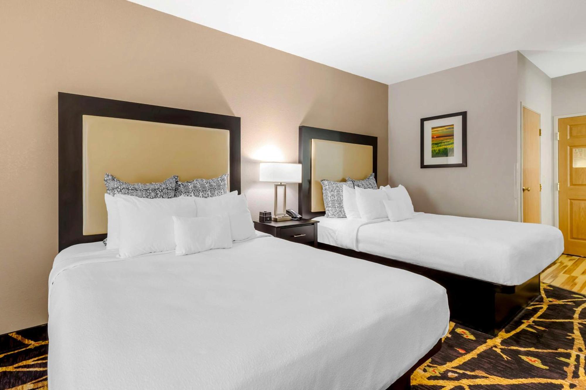 Clive Best Western Plus Des Moines West Inn & Suites מראה חיצוני תמונה