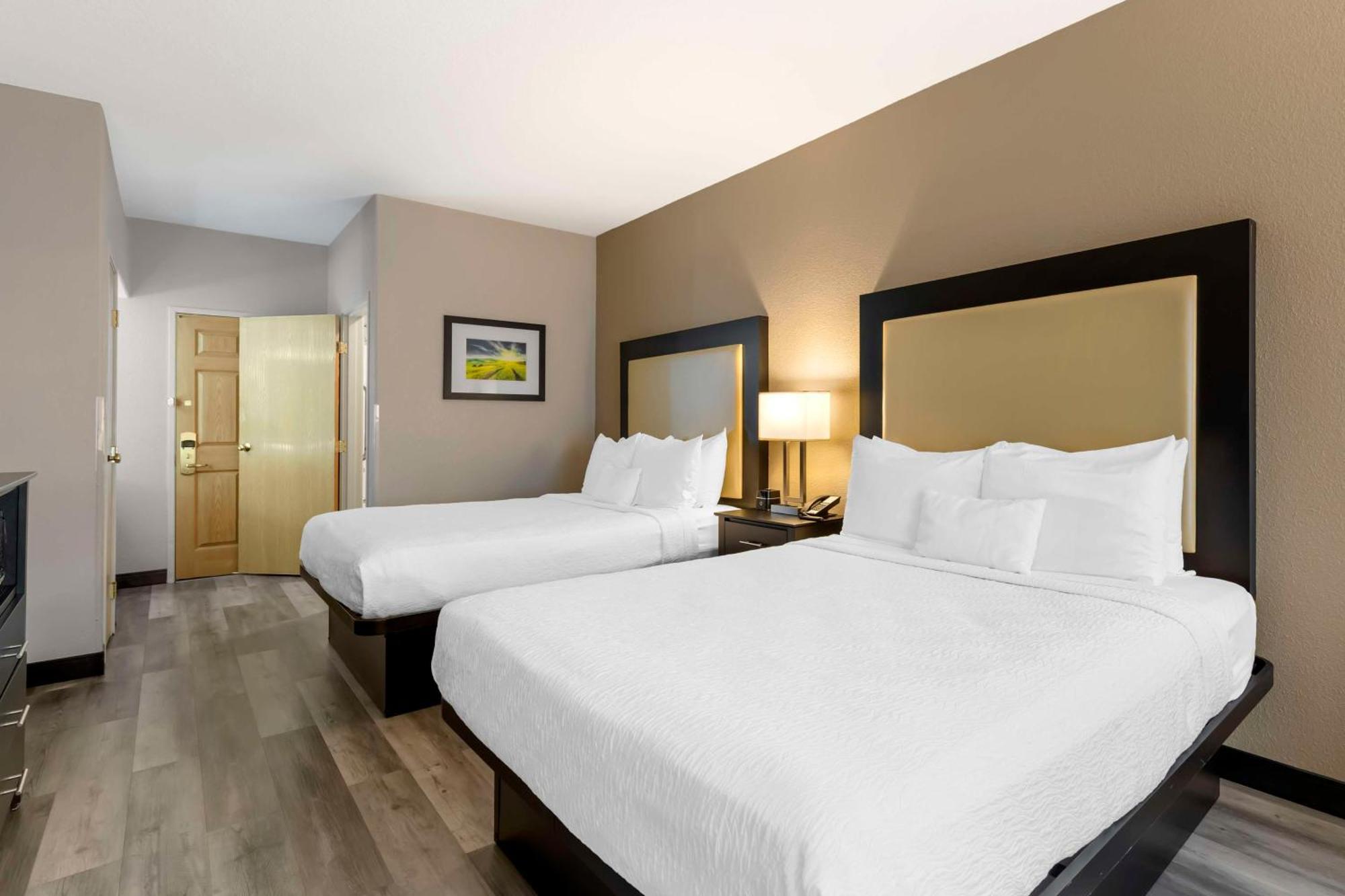 Clive Best Western Plus Des Moines West Inn & Suites מראה חיצוני תמונה